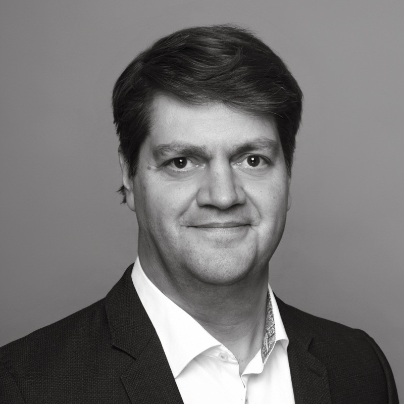 Dr. Bastian Degener